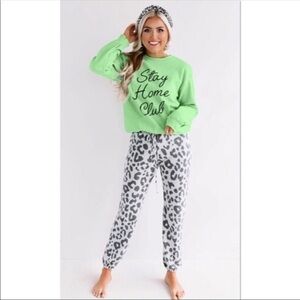 Stay Home Club Sweatshirt NWT Green Cozy Graphic Pullover Loungewear Top